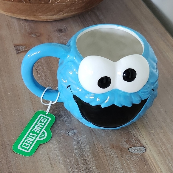 🍪 Sesame Street Cookie Monster Coffee Mug – Hand Painted, NWT, Large Muppets - Picture 2 of 16
